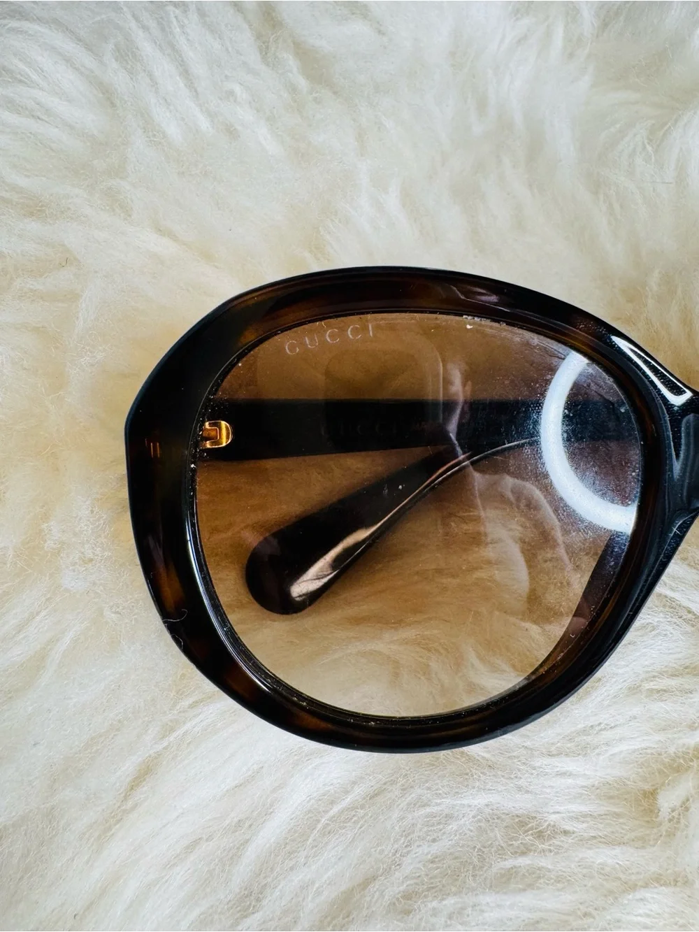 Original Gucci Oversized Tortoiseshell Sunglasses with Brown GradientLes